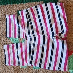 7thAvenue Design Studio New & Company White & Pink striped Capri Pants Stetch